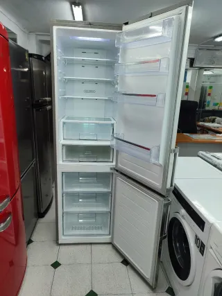 Nevera LG Inox Clase A+ 201x60cm con garantía