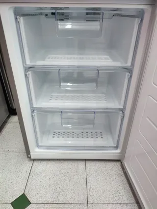 Nevera LG Inox Clase A+ 201x60cm con garantía