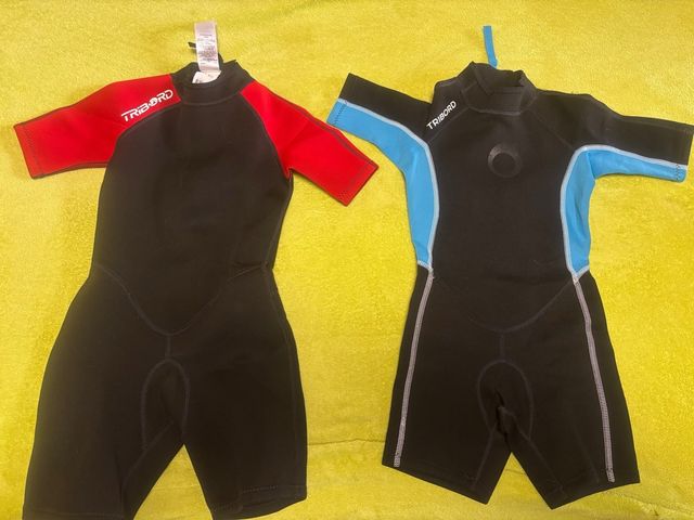 Neoprenos Niños Rojo (8) y Azul (6)