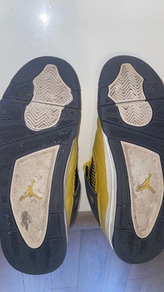 Scarpe Jordan 4 Giallo/Nero Taglia 43 LEGIT