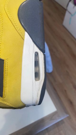 Scarpe Jordan 4 Giallo/Nero Taglia 43 LEGIT