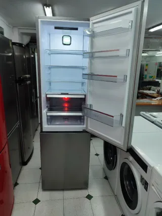 Nevera Grundig inox 203x60cm no frost con garantía