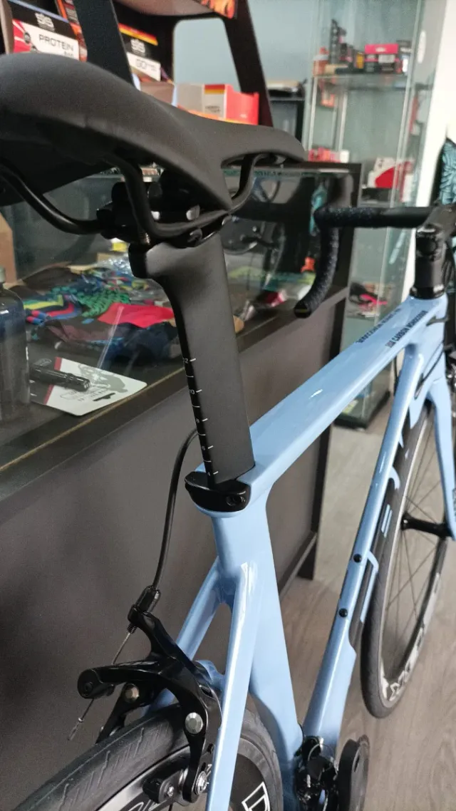 Bicicleta carretera carbono CBK