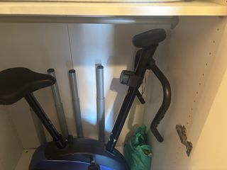 Bici Estática Azul y Negra