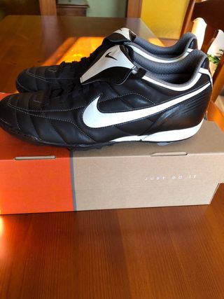 Zapatillas Nike Fútbol Hombre Talla 44.5