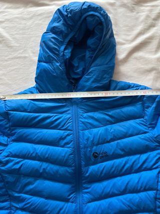 Chaqueta Neak Peak Azul Es una L de niño,no adulto