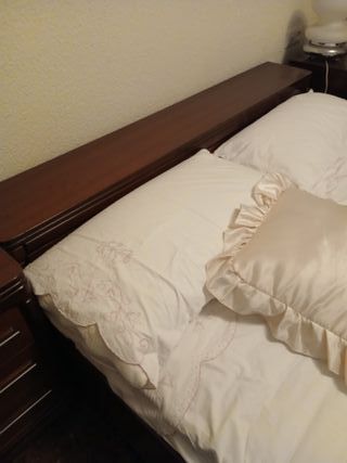 Cama 135 con cabecero, somier y colchón