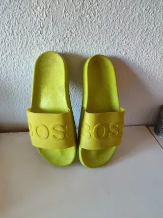 Chanclas Boss Amarillas