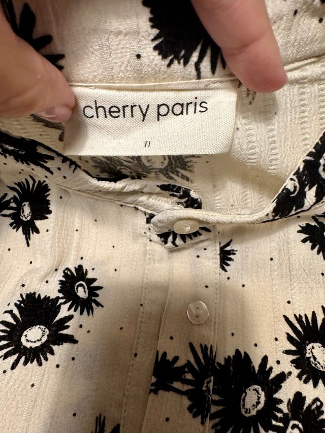 Camisa de manga larga con estampado floral