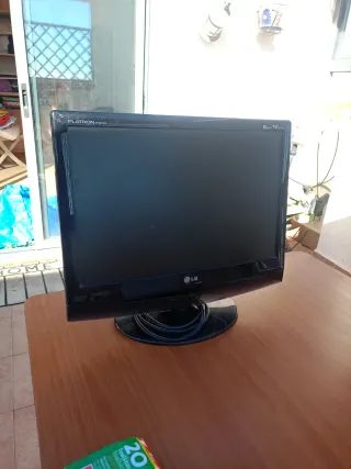 Monitor LG Flatron TV digitale