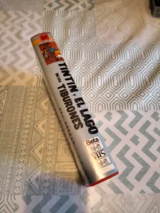 VHS Tintín y el Lago de los Tiburones