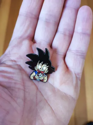 Pin Goku Nike dragón ball