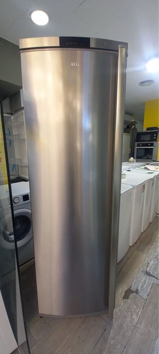 Nevera AEG Inox