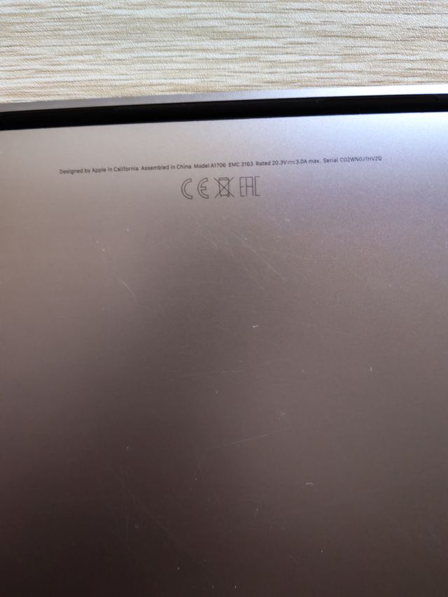 MacBook Pro TouchBar Plata