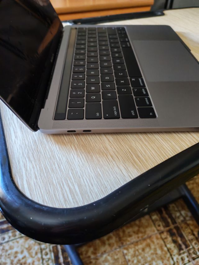 MacBook Pro TouchBar Plata