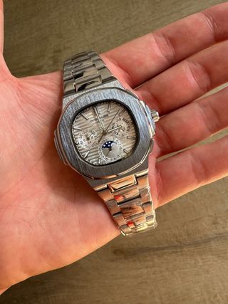 Reloj Patek Philippe de acero plateado y blanco