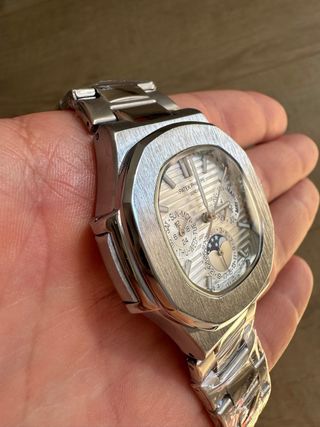 Reloj Patek Philippe de acero plateado y blanco