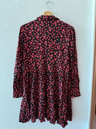 Vestido floral manga larga negro y rojo