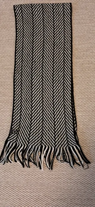 Bufanda Zergaitik Hombre