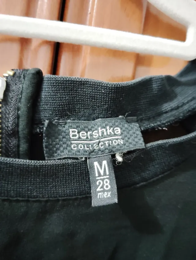 Camiseta cremallera Call me