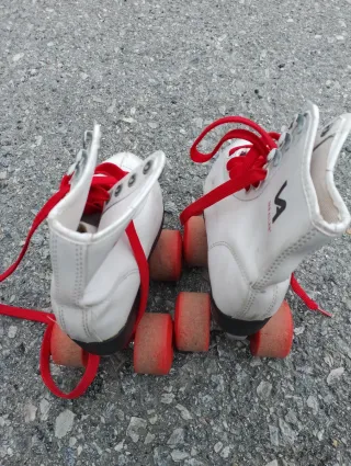 Patines infantiles blancos 4 ruedas