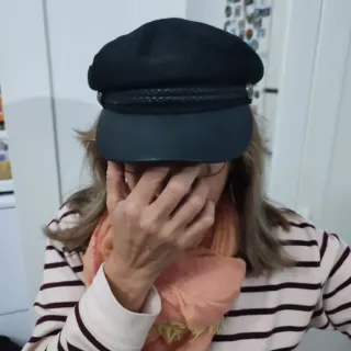 Cappello donna nero con visiera