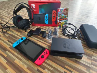 Nintendo Switch Azul/Rojo + Accesorios.
