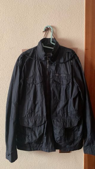 Parka Cortavientos Pull&Bear Azul Marino Talla L