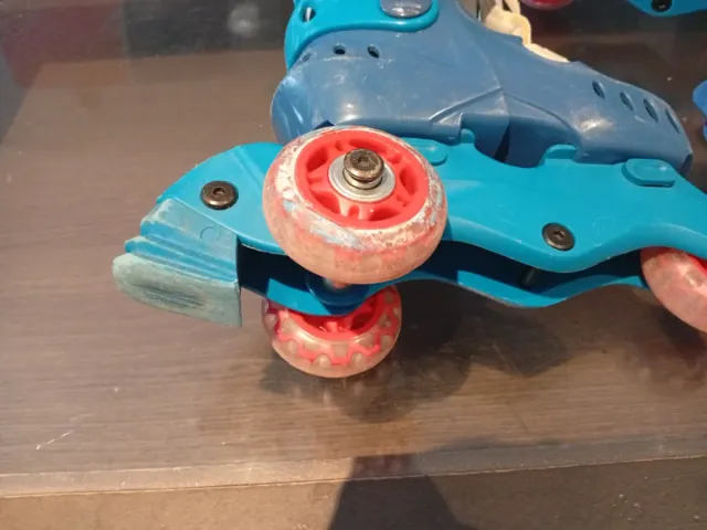 Patines ajustables y protecciones infantiles