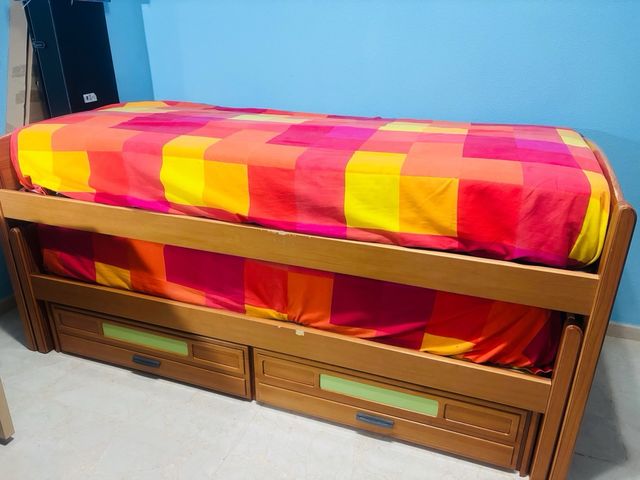 OCASIÓN CONJUNTO DORMITORIO JUVENIL DE PINO MACIZO