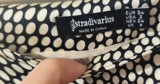 ‼️ NO NEGOCIABLE ‼️  Falda Stradivarius Talla 34