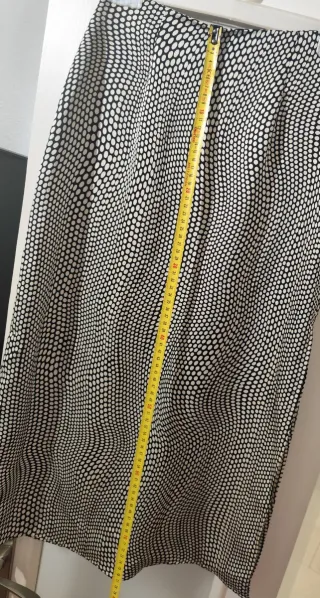 ‼️ NO NEGOCIABLE ‼️  Falda Stradivarius Talla 34