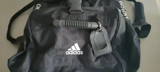Bolsa deportiva Adidas Champions League con ruedas