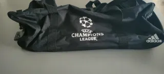 Bolsa deportiva Adidas Champions League con ruedas