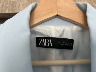 Americana Zara azul celeste doble botonadura