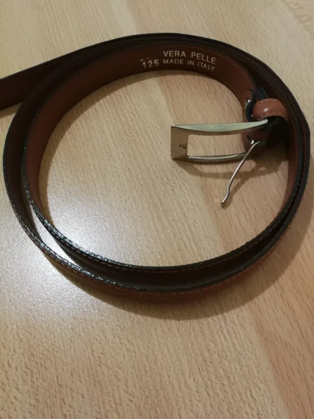 Cintura in pelle marrone