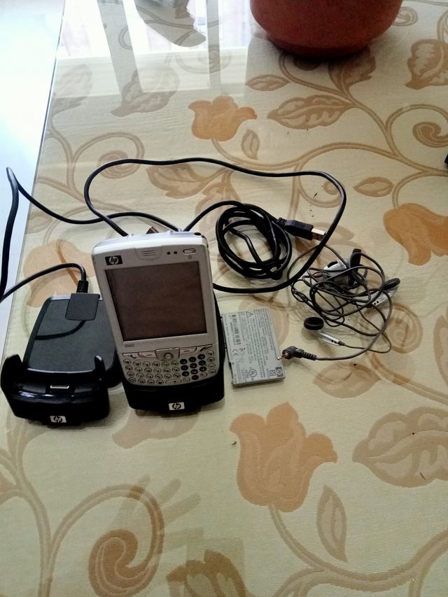 HP iPAQ hw6515 con Accesorios