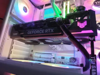 ASUS TUF Gaming GeForce RTX 4070 Ti SUPER 16GB