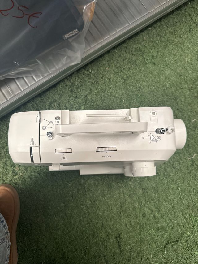 Máquina de coser SilverCrest