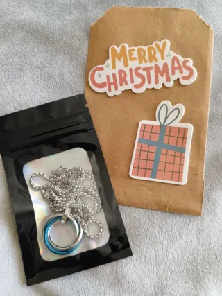 Collar de hombre con anillos entrelazados en acero