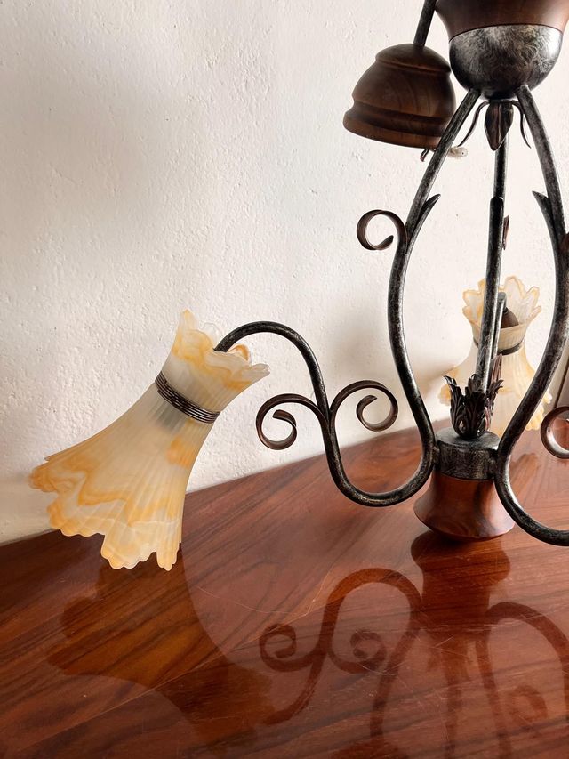 Lámpara de techo madera y metal