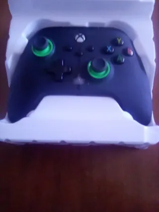 Mando Xbox Microsoft Negro y Verde
