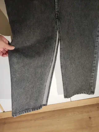 Falda vaquera NA-KD negra T.38