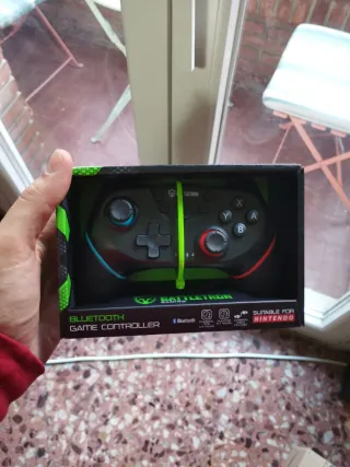 Mando para Nintendo Switch (NUEVO, SIN ABRIR)