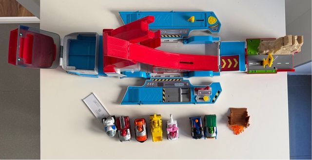 Camión Patrulla Canina