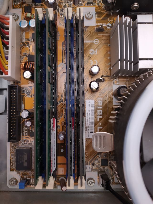 Módulo de Memoria (SO-DIMM, 8 GB