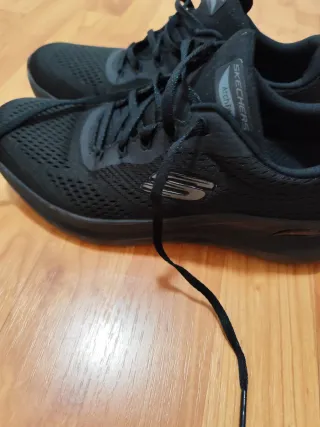 Zapatillas Skechers Talla 38 Negras