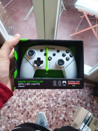 Mando para Nintendo Switch 1 y 2 / PC (NUEVO)