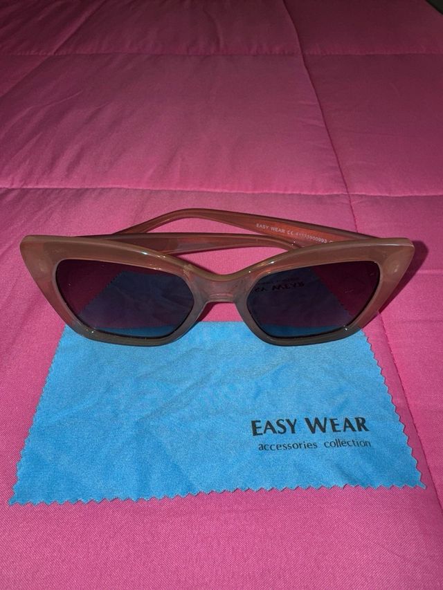 Gafas de sol marrones