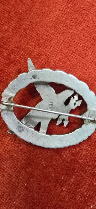 Insignia militar águila y esvástica